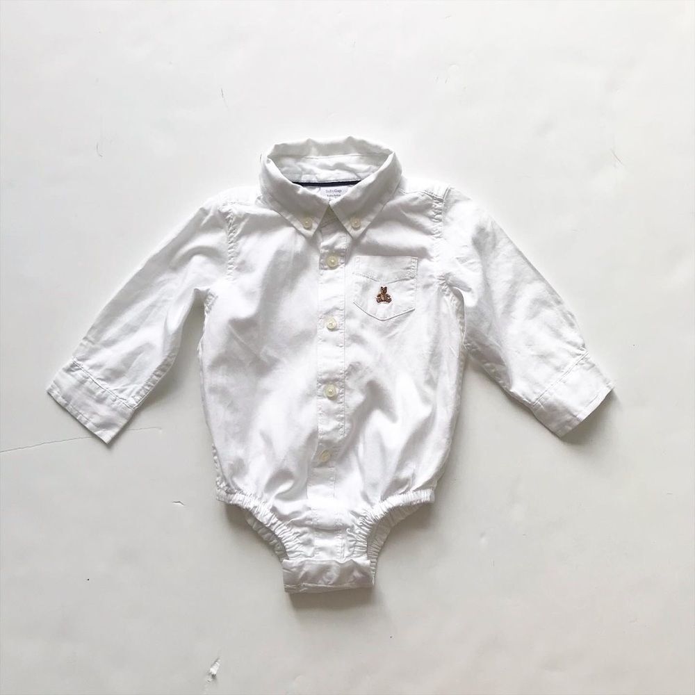 BABygap 6-12 Months White button down diaper shirt preppy Minimalist